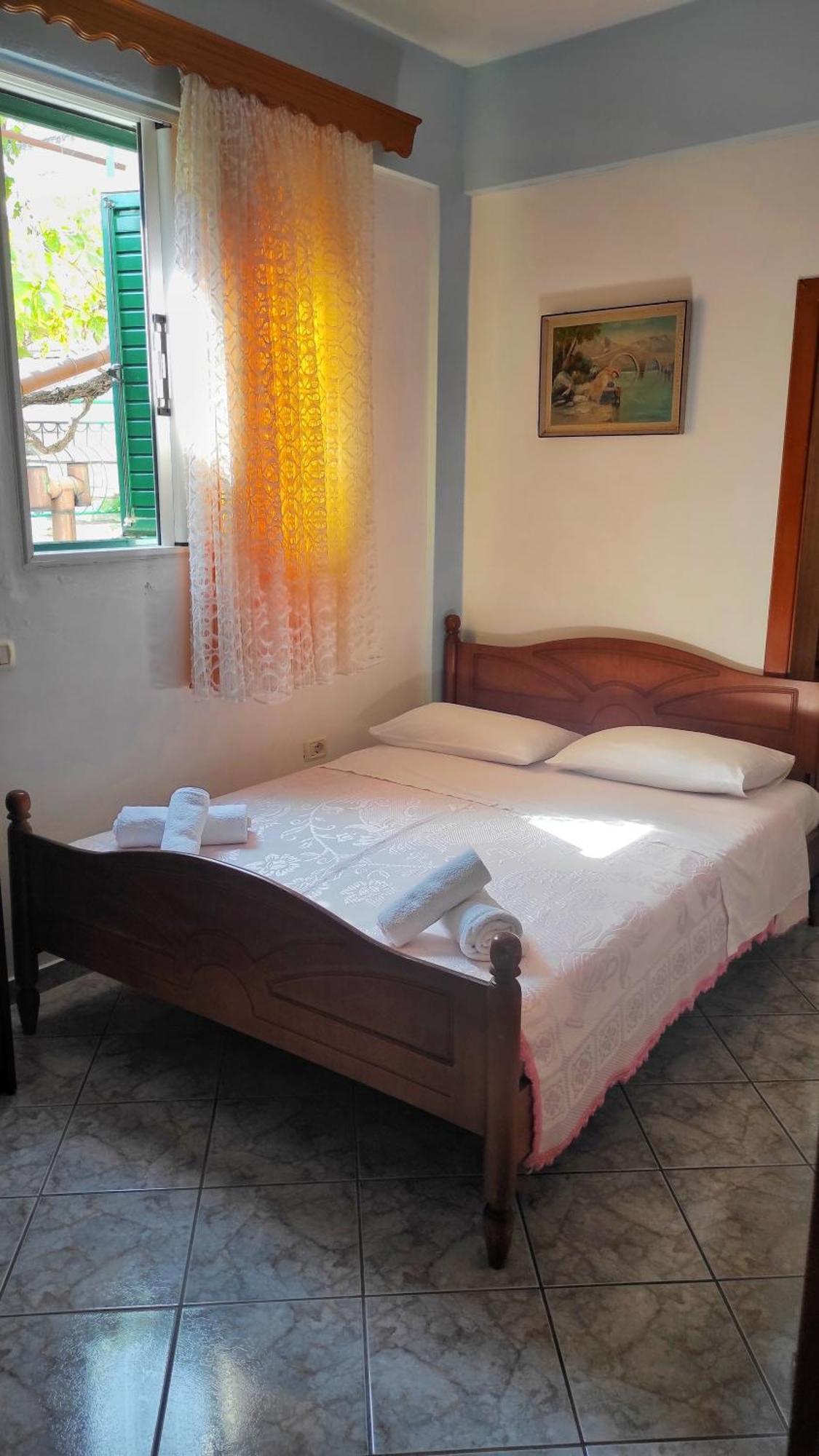 Q Bay Apartments Qeparo Room photo